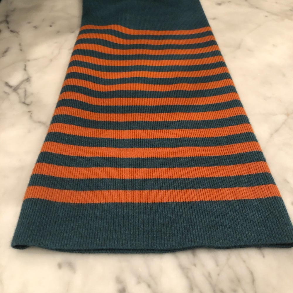Roolee Sweater - Picture 4 of 8